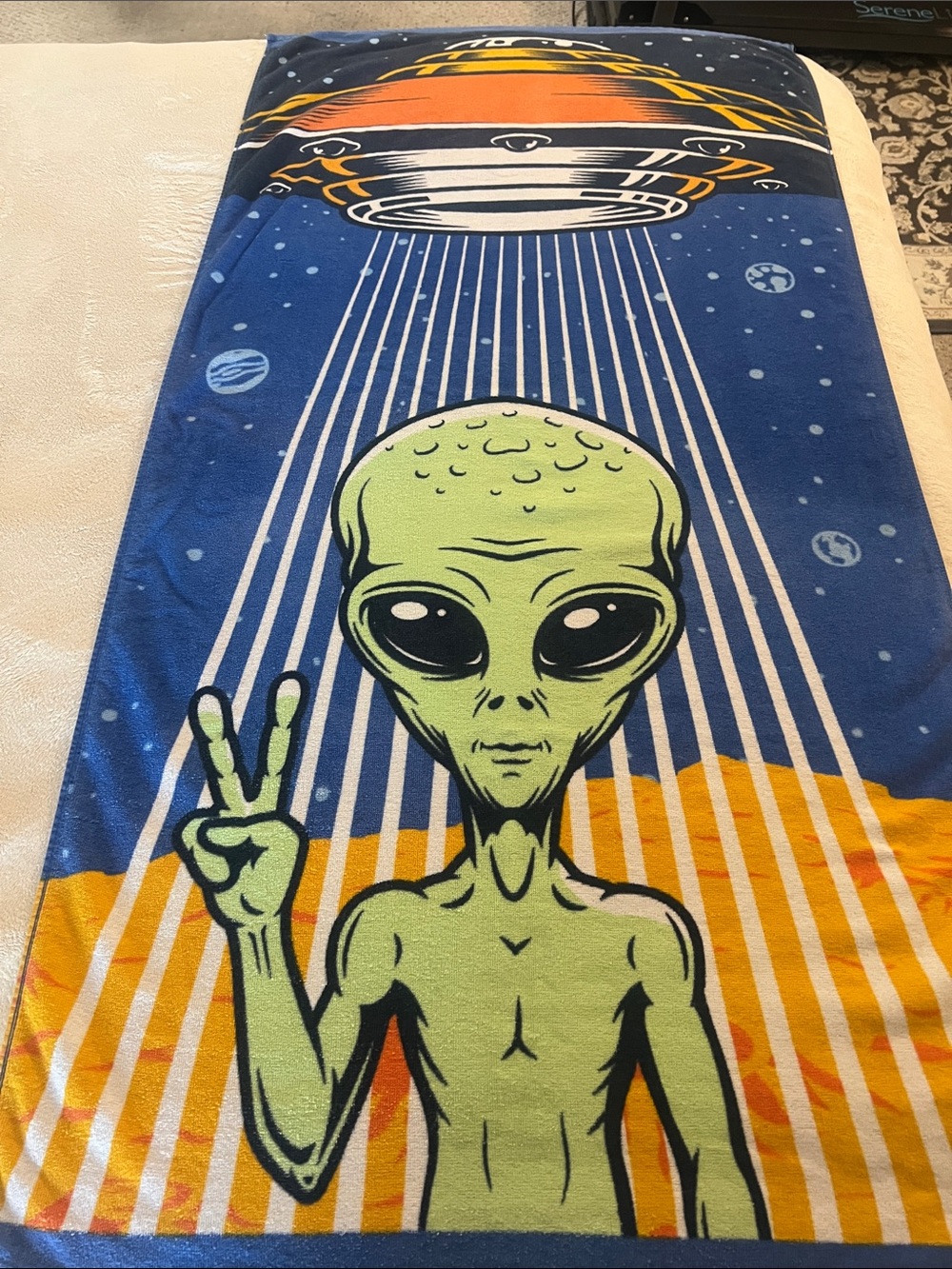 Kids Alien Graphic Beach Towel - Green/Blue Novelty Mainstays